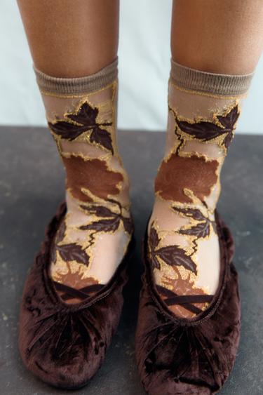 CALCETINES ESTAMPADOS FLORES