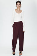 PANTALÓN BARREL PLIEGUES